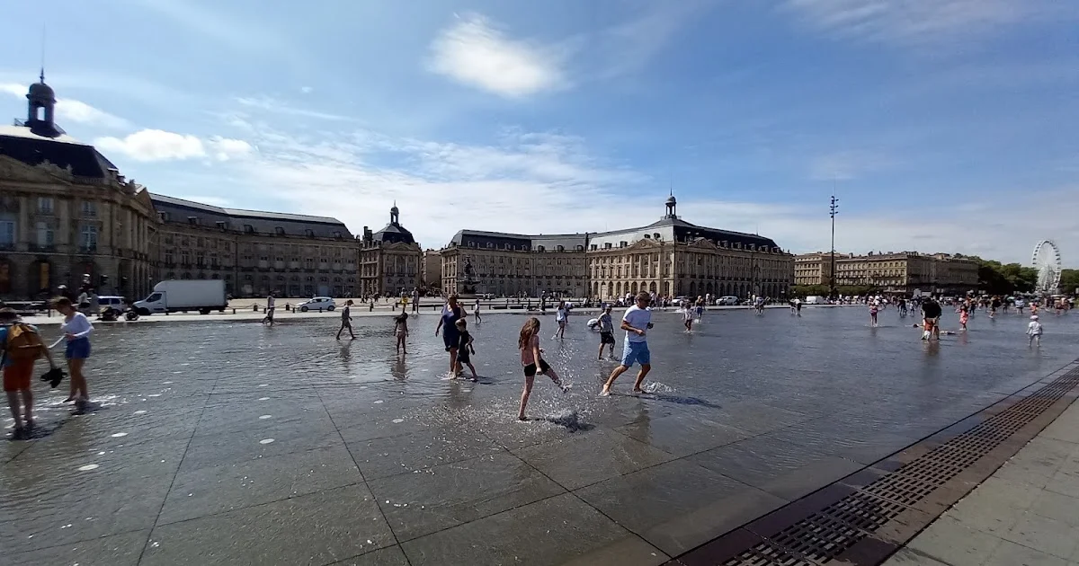 The Garden of Lights: Illuminating Bordeaux