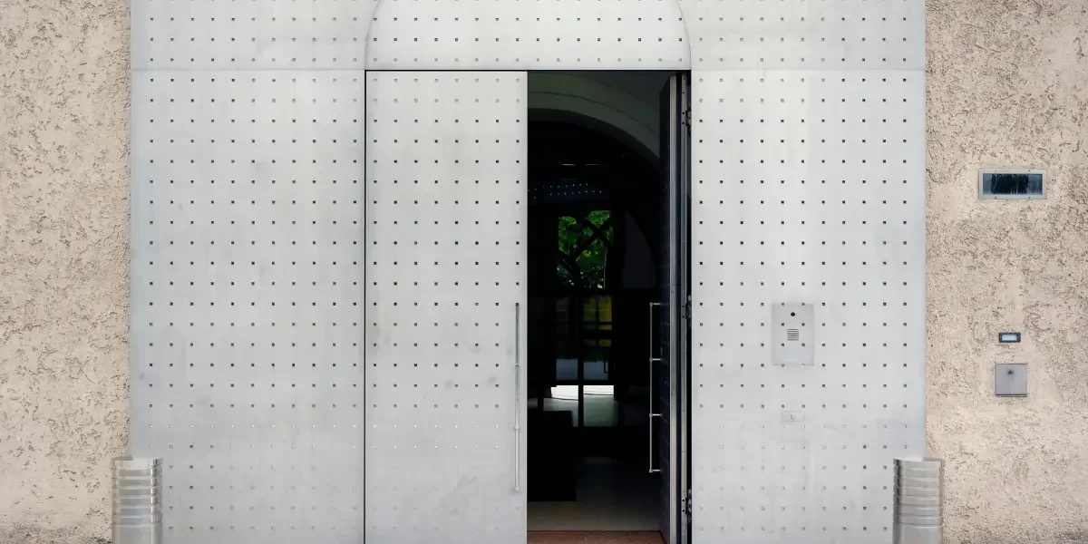 The Advantages of Choosing Steel for Your Front Door